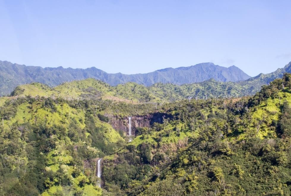 Kauai-Helicopter-Tours-Waterfalls