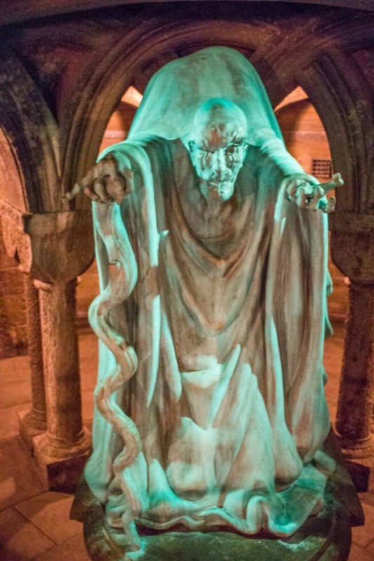 The hunchback statue in Hogwarts Castle Harry Potter World